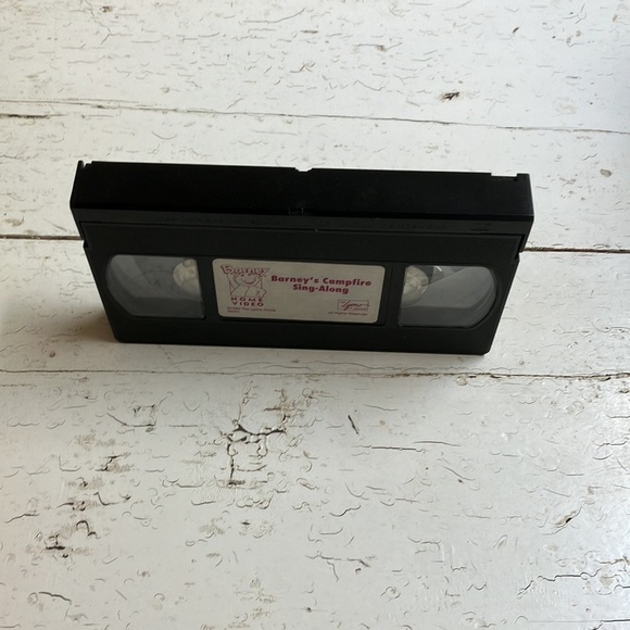 Barney’s Campfire Sing Along VHS The Lyons Group 1992 Ages 2-8. - Picture 2 of 6